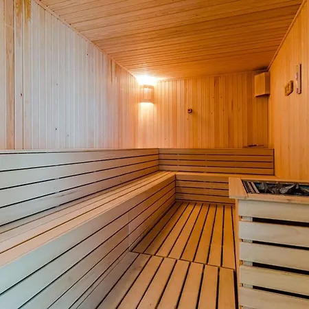 16th Floor Sky View With Pool And Fitness Skopje