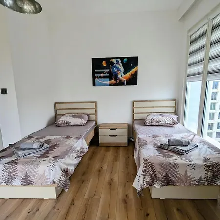 16th Floor Sky View With Pool And Fitness *