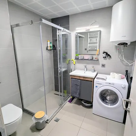 Apartment 16th Floor Sky View With Pool And Fitness Skopje