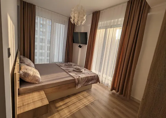 16th Floor Sky View With Pool And Fitness Skopje