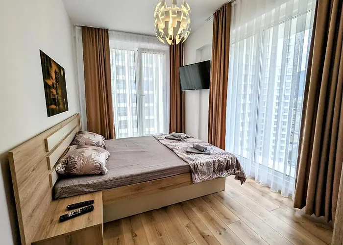 16th Floor Sky View With Pool And Fitness *