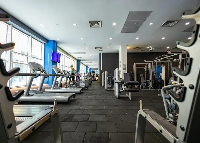 16th Floor Sky View With Pool And Fitness Апартаменты *