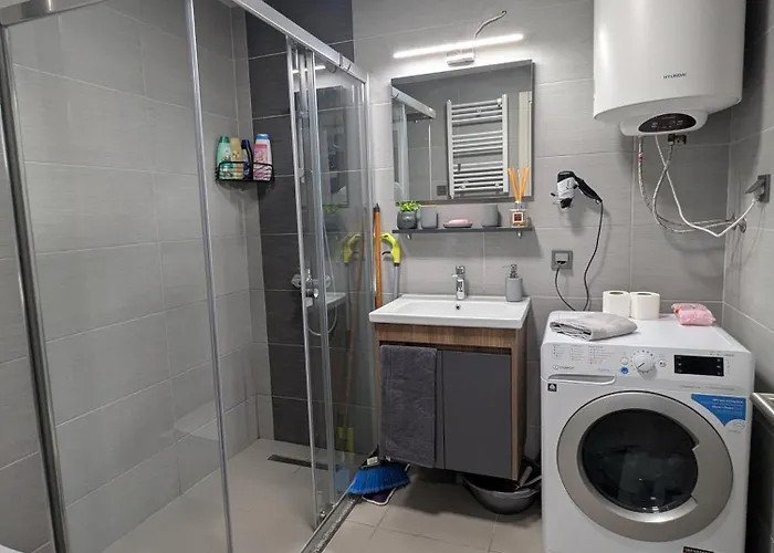 16th Floor Sky View With Pool And Fitness Skopje